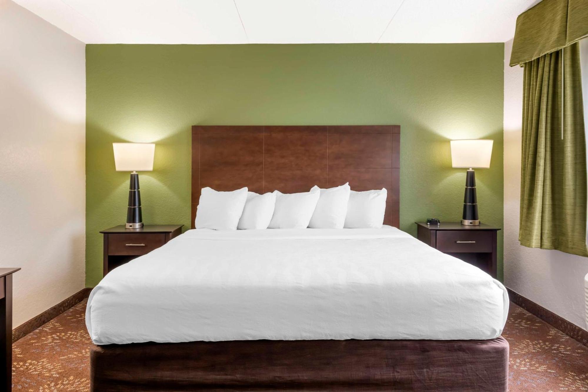 เบสต์ เวสเทิร์น พลัส นิว อุล์ม Hotel New Ulm ภายนอก รูปภาพ